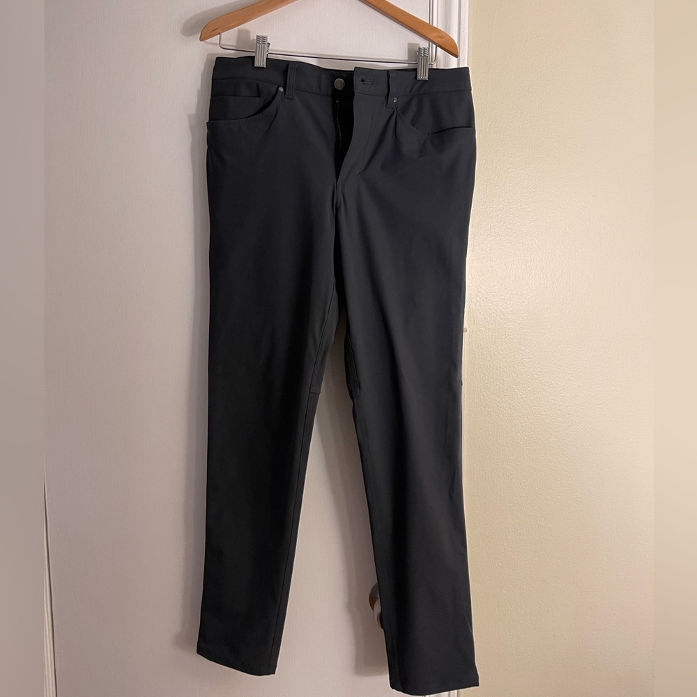 Lululemon - ABC Slim-Fit 5 Pocket Pant Warpstreme - Size 30x32